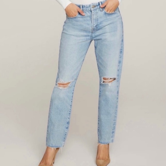 Good American Denim - GOOD AMERICAN Good Girlfriend Distressed Jeans‎ In Blue 637